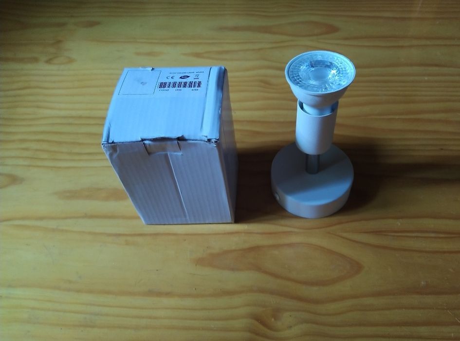 Candeeiro/aplique branco GU10 + lâmpada
