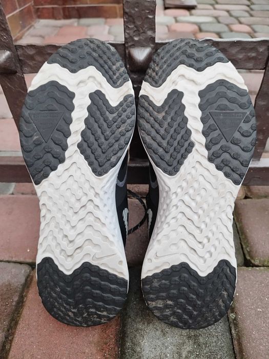 Кросівки жіночі Nike Odyssey React 2 Shield