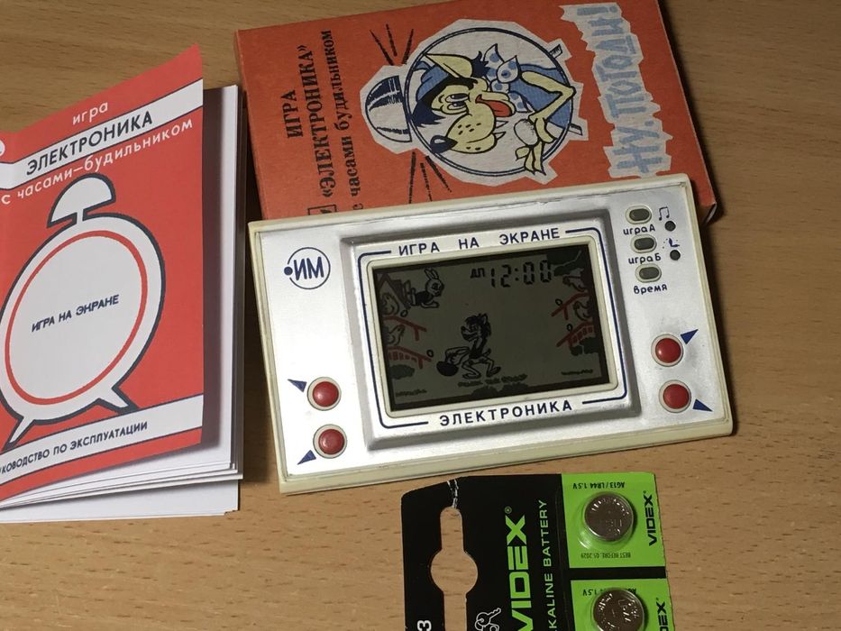 Игра электроника волк ловит яйца ну погоди