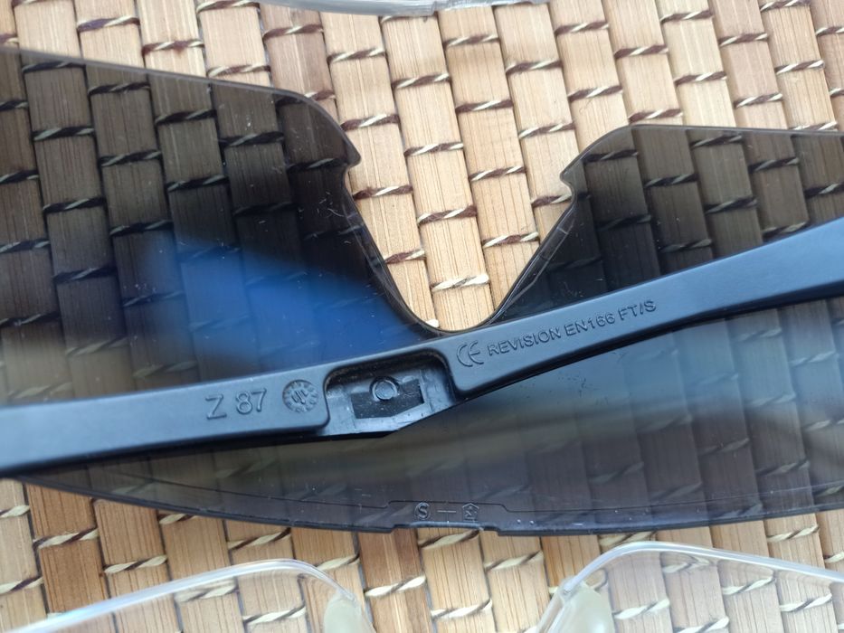 Okulary Wiley X Revision