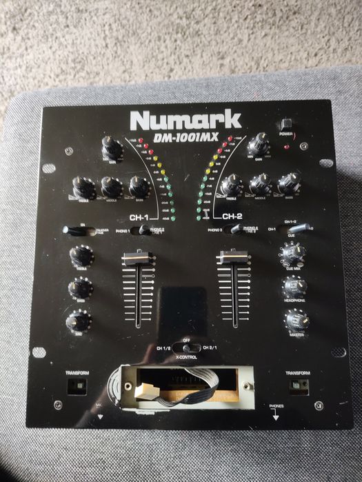 Mixer Numark DM-1001 MX