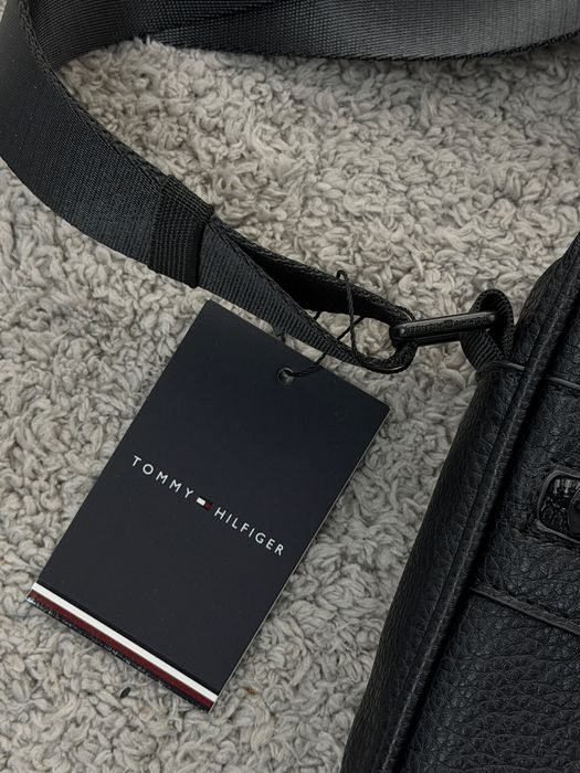 Месенджер Tommy Hilfiger