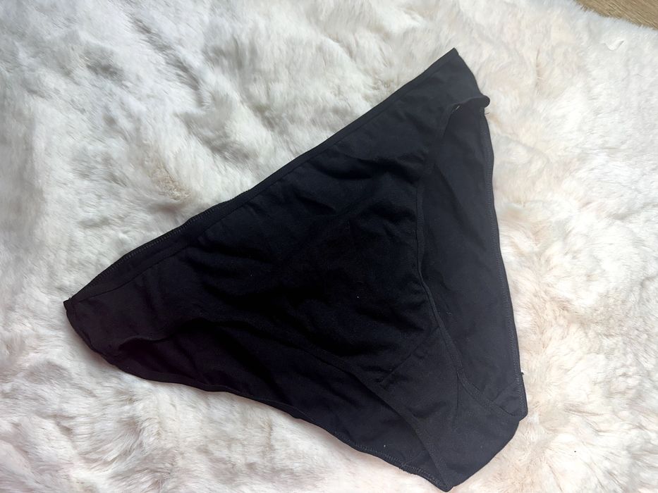 Primark czarne nowe majtki M