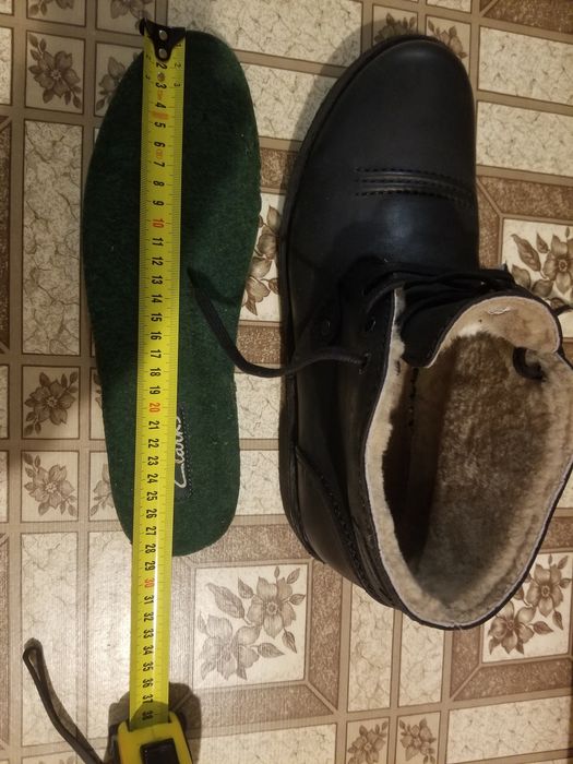 Зимові класичні черевики Clarks