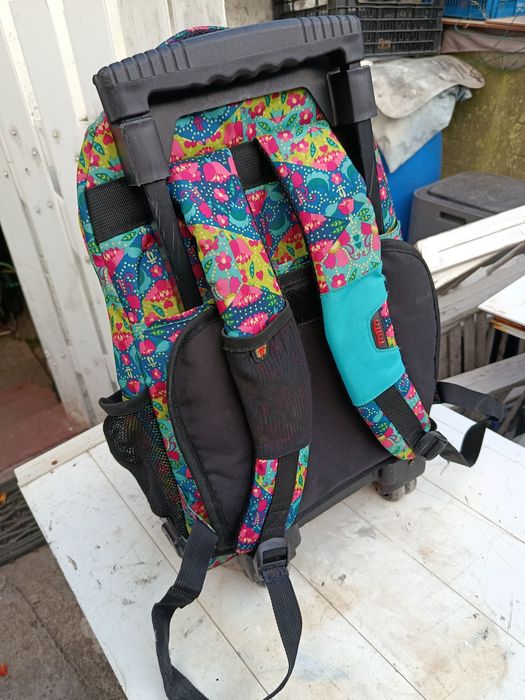 Mochila trolley com rodas