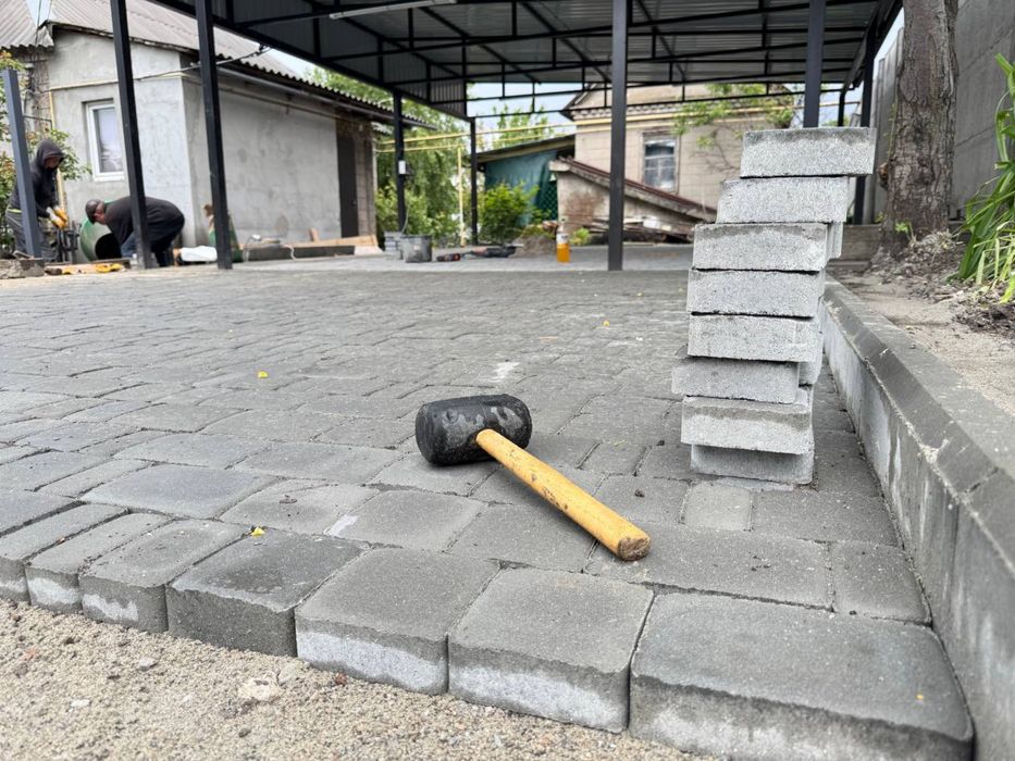 Укладка тратуарной плитки