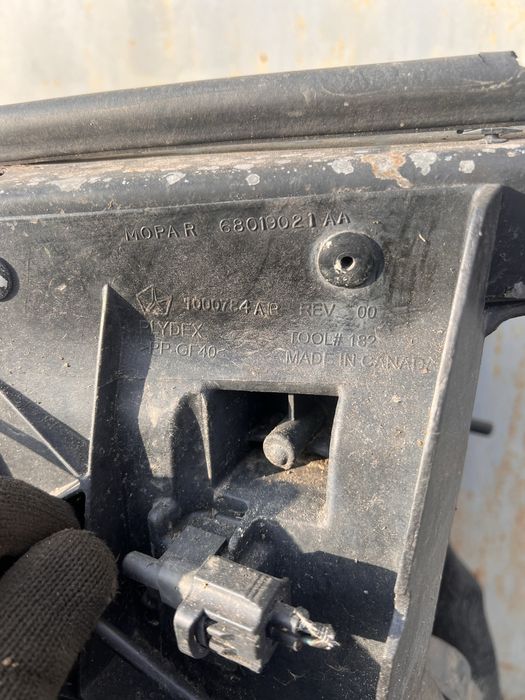 Вентилятор додж нитро Dodge Nitro 2007-2011