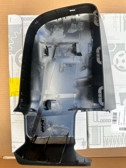 Кришка зеркала спрінтер 907 поворот вкладиш зеркала