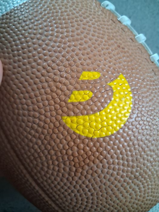 Piłka do rugby dobry stan