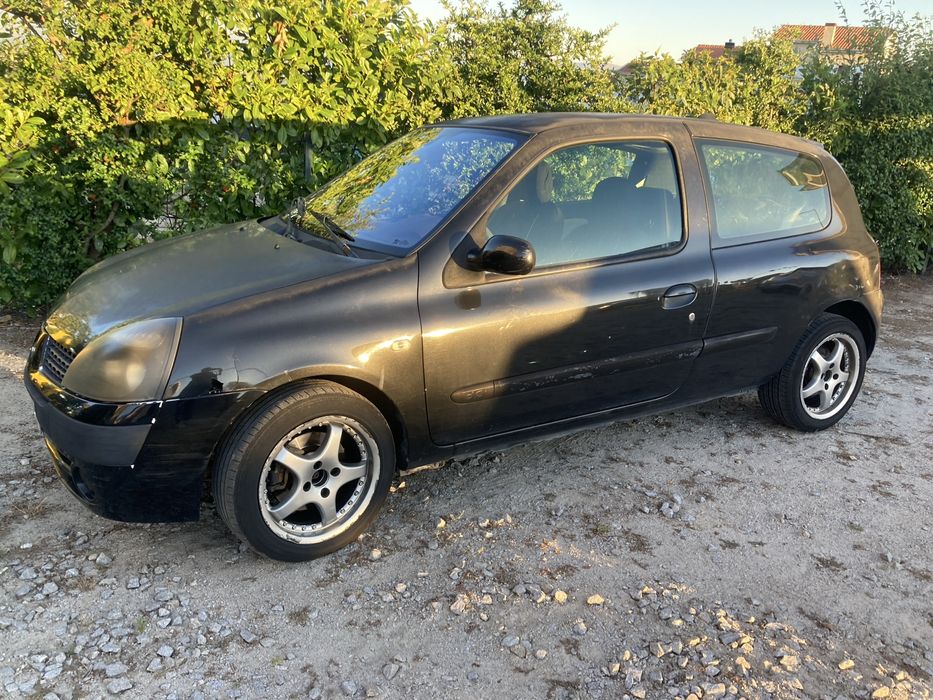 Renault clio 1.5  DCI  3 portas 5 lugares
