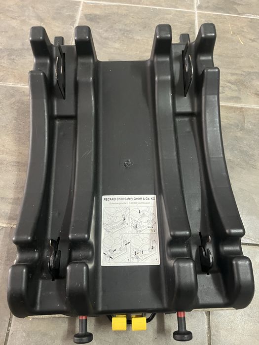 Isofix Recaro  - usado mas em bom estado