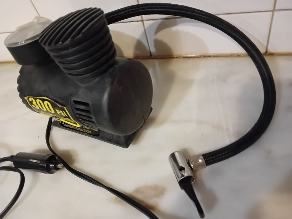 Compressor de Ar Portátil 300 Psi