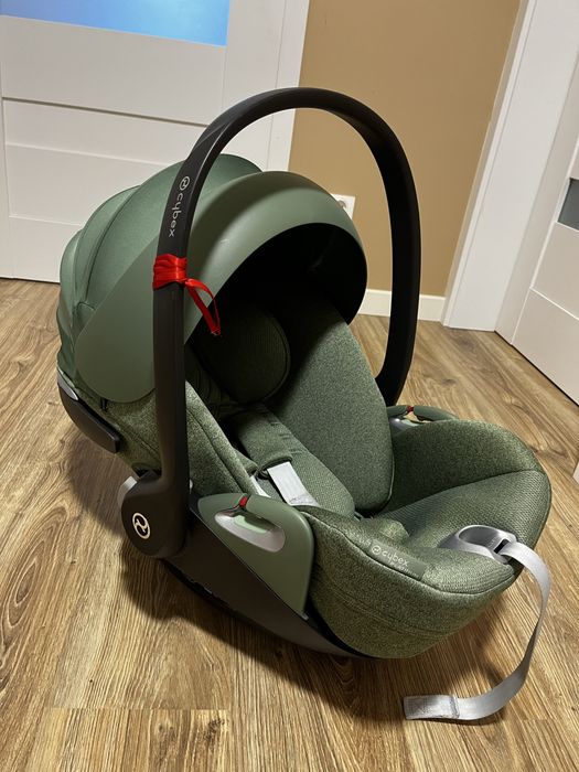 Fotelik Cybex cloud t Platinum