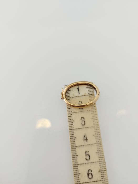 Fecho de colar em ouro de 19,2kt