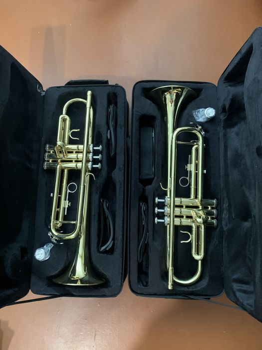 Нова труба американська. Ціна 6400 гривень. Мундштуки мегатони  600грн