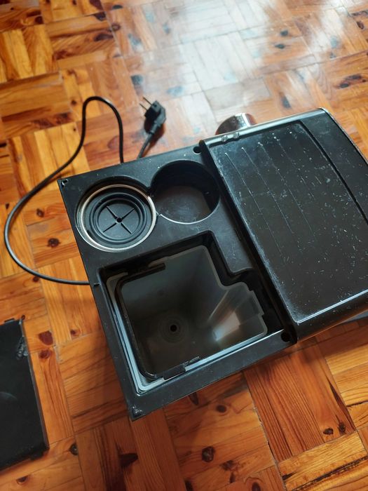 Máquina de Café Saeco Poemia