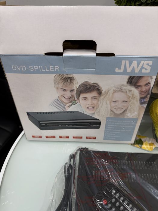 Odtwarzacz DVD JWS