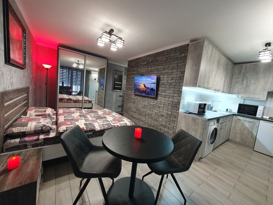 Апартаменти 21 +