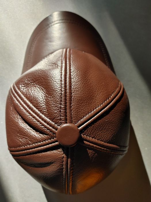 Мужская кожаная бейсболка без лого классика 6 панелей шоколадный цвет