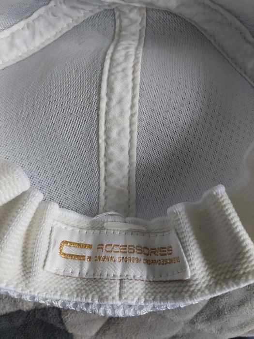 Czapki z daszkiem 2 sztuki