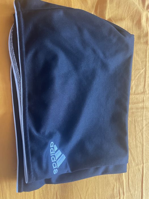 Calções ADIDAS pretos tamanho L