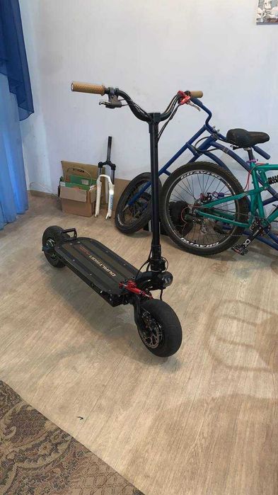 Електросамокат 5500 Вт