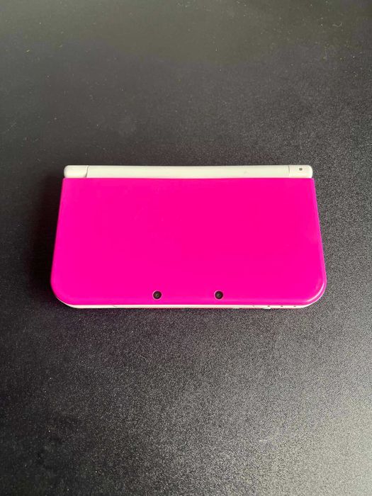 New Nintendo 3DS XL Branca/Rosa com 100+ Jogos
