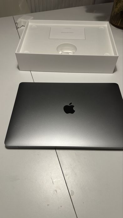 Laptop APPLE MacBook Air13,3 RetinaM1