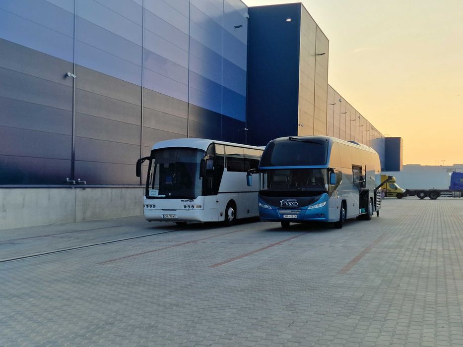 Przewozy pracownicze szkolne wynajem autobusów autokarów