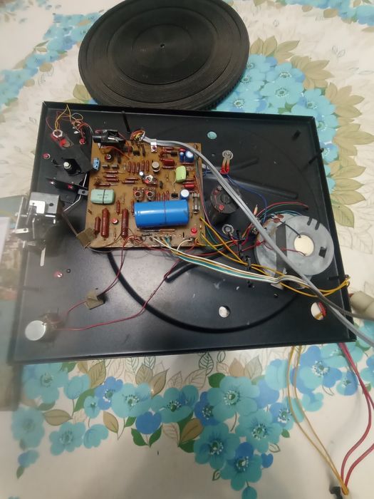 Панель ЭПУ от проигрывателя ВЕГА 106 стерео.