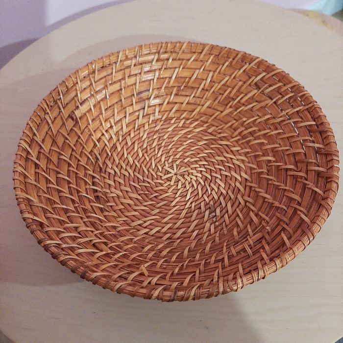 Tigela Redonda Em Vime Feita à Mão 29cm