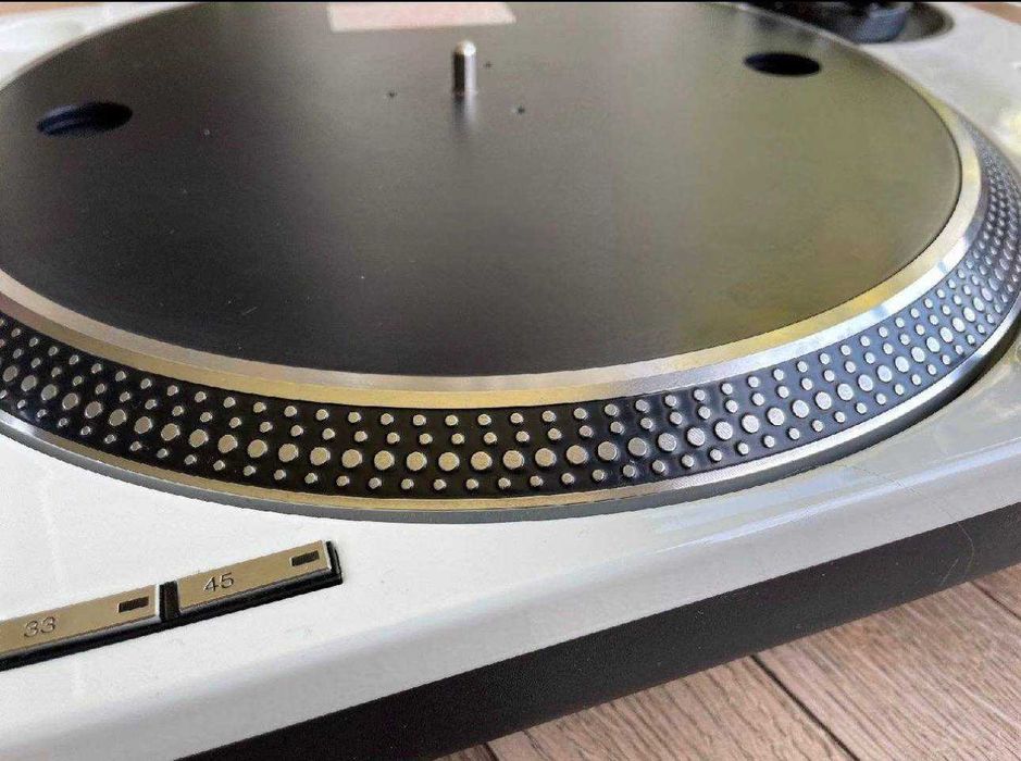 Gramofon Technics SL-1200MK2
