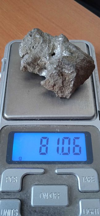 Артефакт метеоритного походження