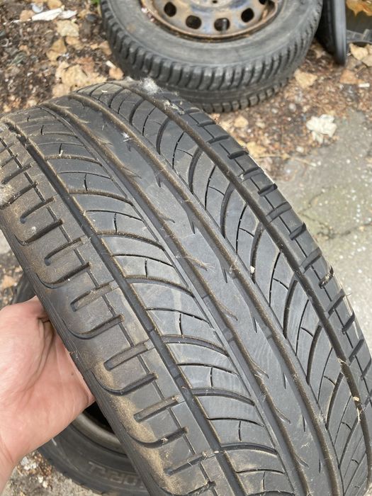 Комплет летней резины 205/55/16 хорошее состояние