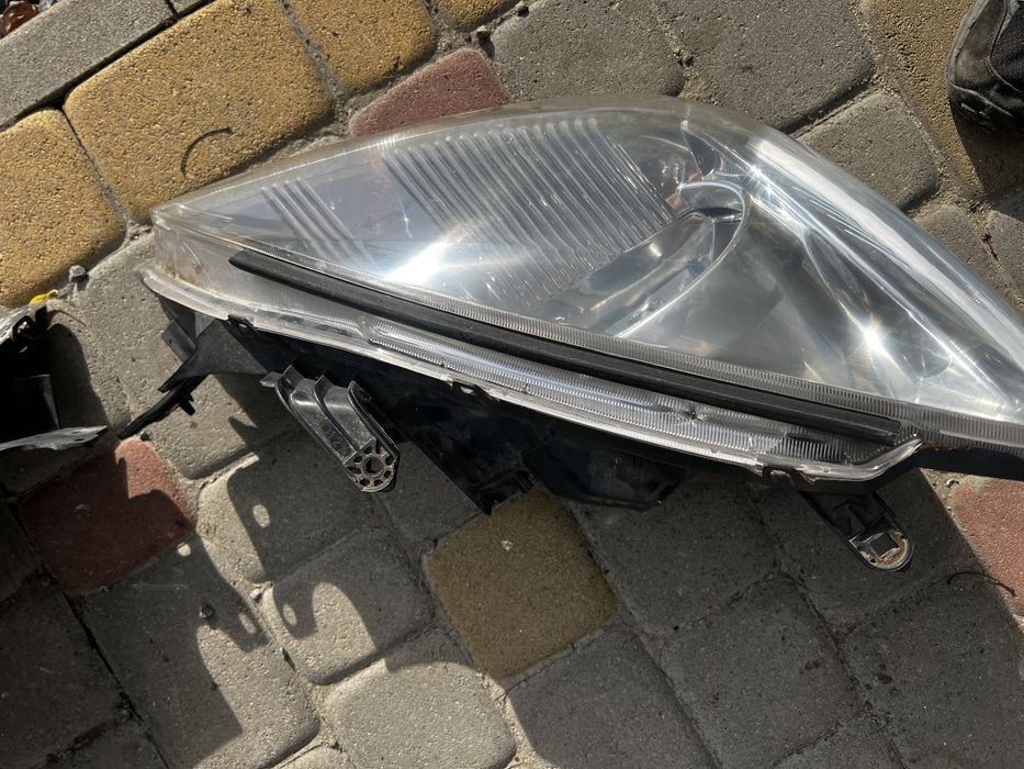 Фари мітсубісі ланцер 9