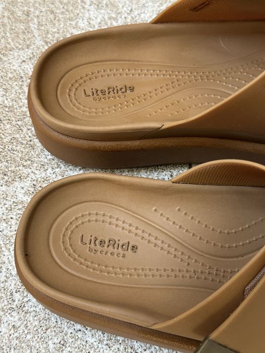 Crocs literide шльопанці на платформі 38р