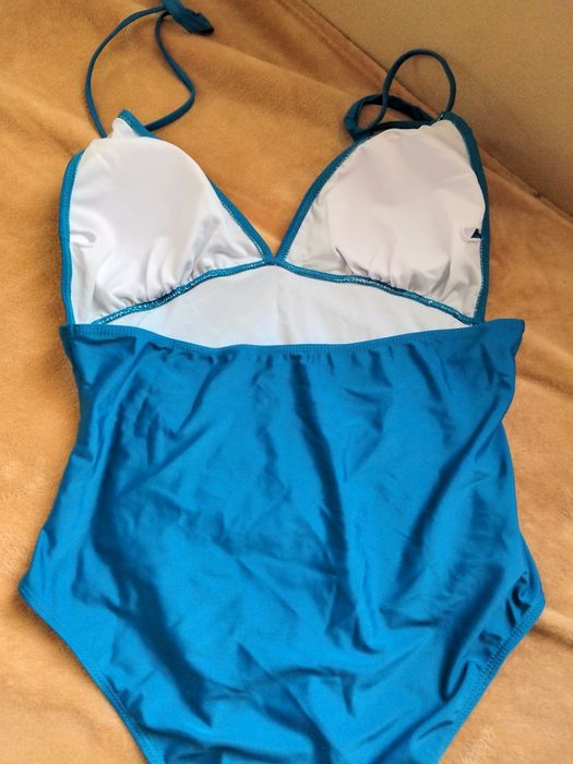 Купальник суцільний