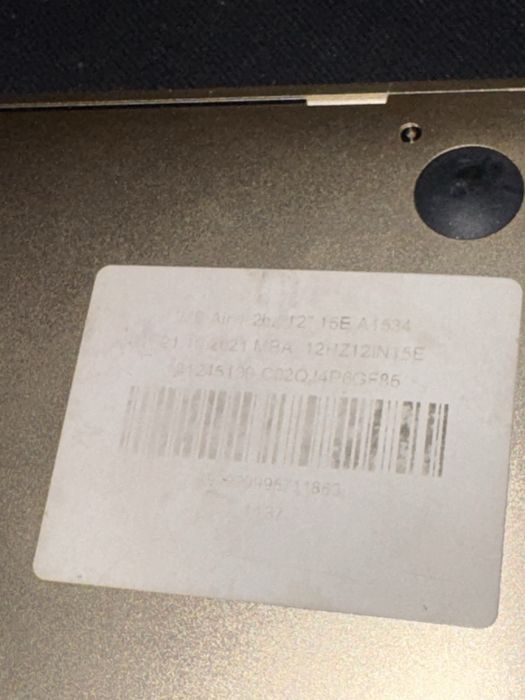 Apple MacBook A1554
