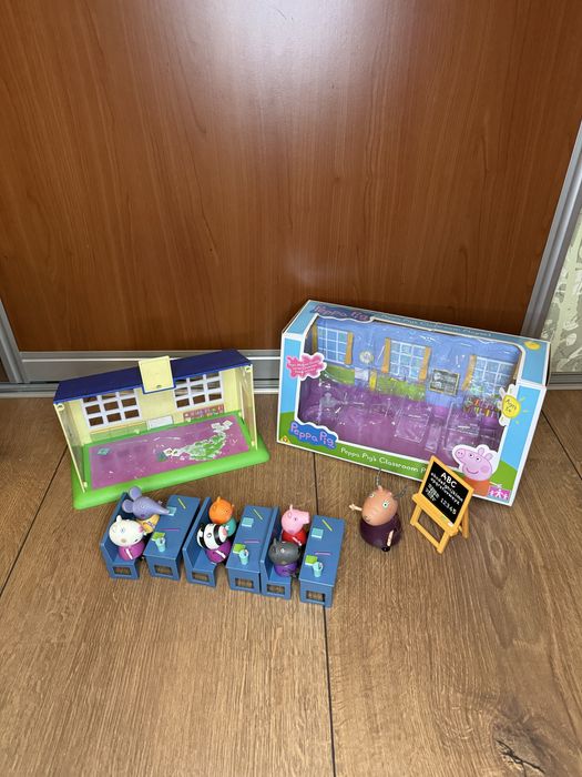 Школа свинки Пеппи Peppa pig