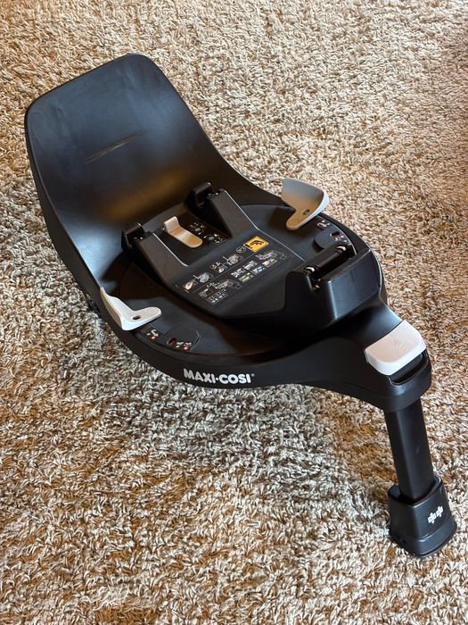 Cadeira-Auto Coral Maxicosi + isofix 360 + adaptadores carrinho