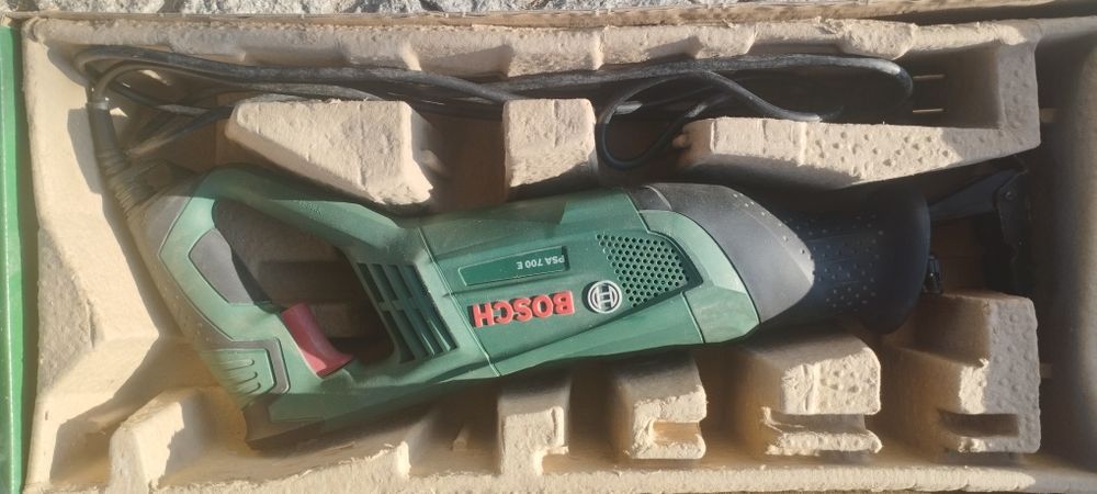 Serra Sabre elétrica Bosch PSA 700 E