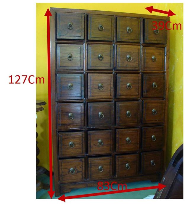 Armário de 24 gavetas