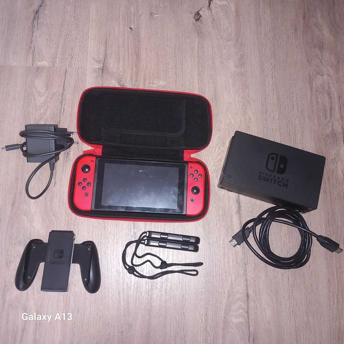 Nintendo Switch 1 Red