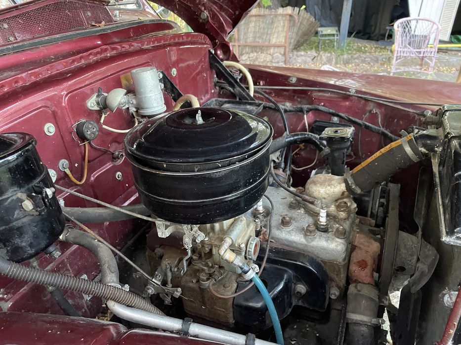 Ретро автомобіль