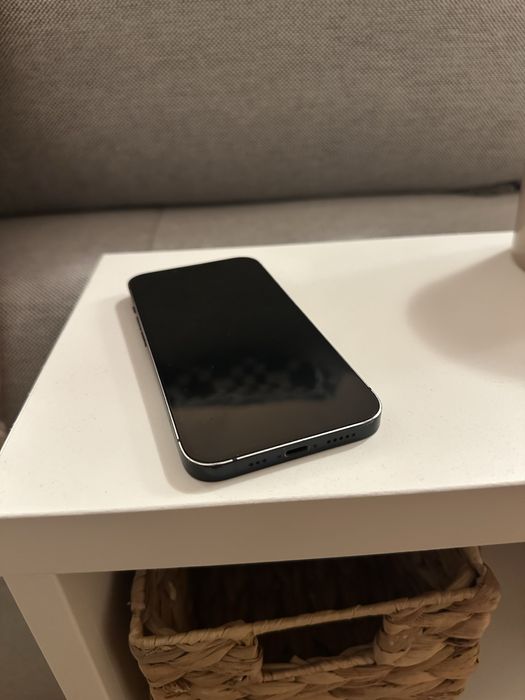 Iphone 13 azul meia noite!