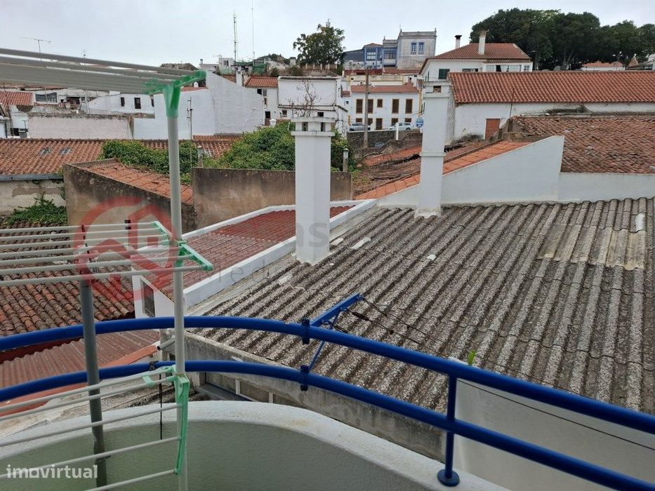 Apartamento T3 com áreas generosas, Beja
