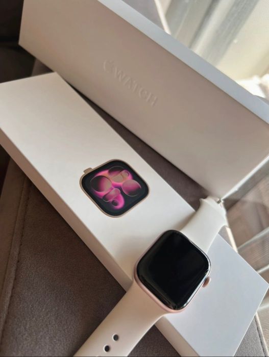 Apple Watch 11 42 mm - Stan idealny bateria 100%