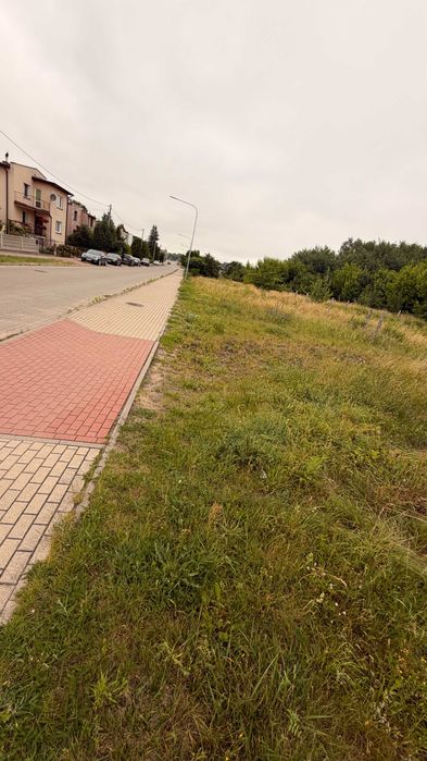 Działka budowlana-inwestycyjna