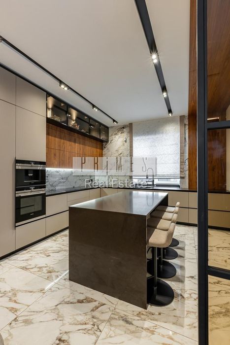 Продаж 5к дизайнерський будинок Хотів Київ