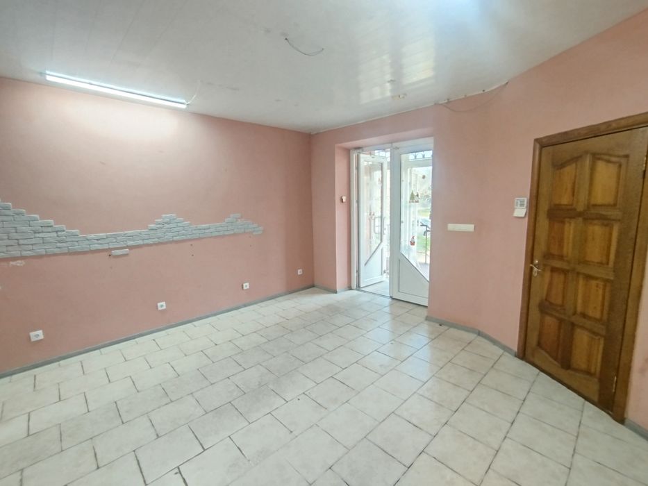 Продаж або Оренда  комерційної нерухомісті 58м². р-н УНУС